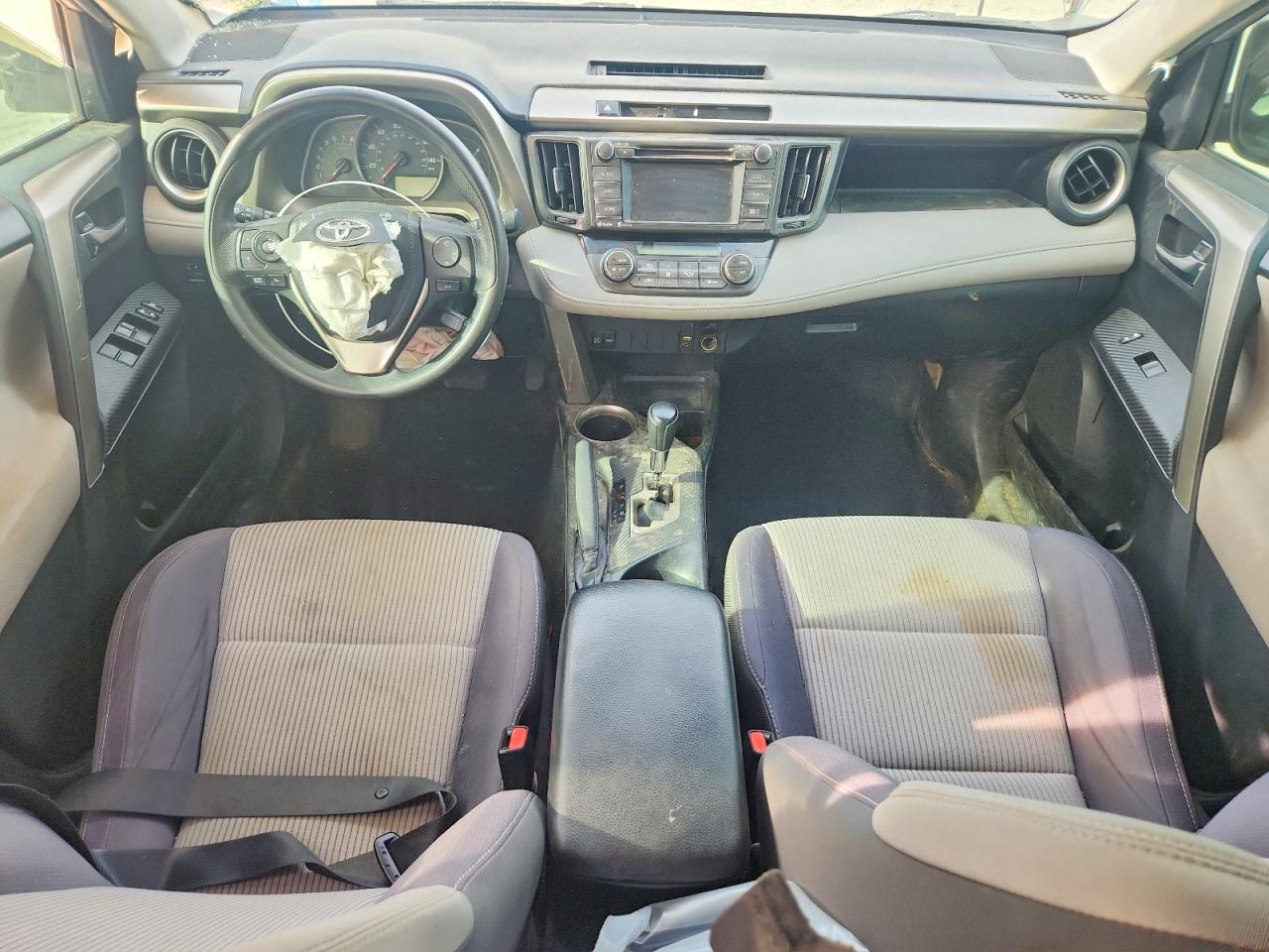 2014 TOYOTA RAV4 XLE photo 15