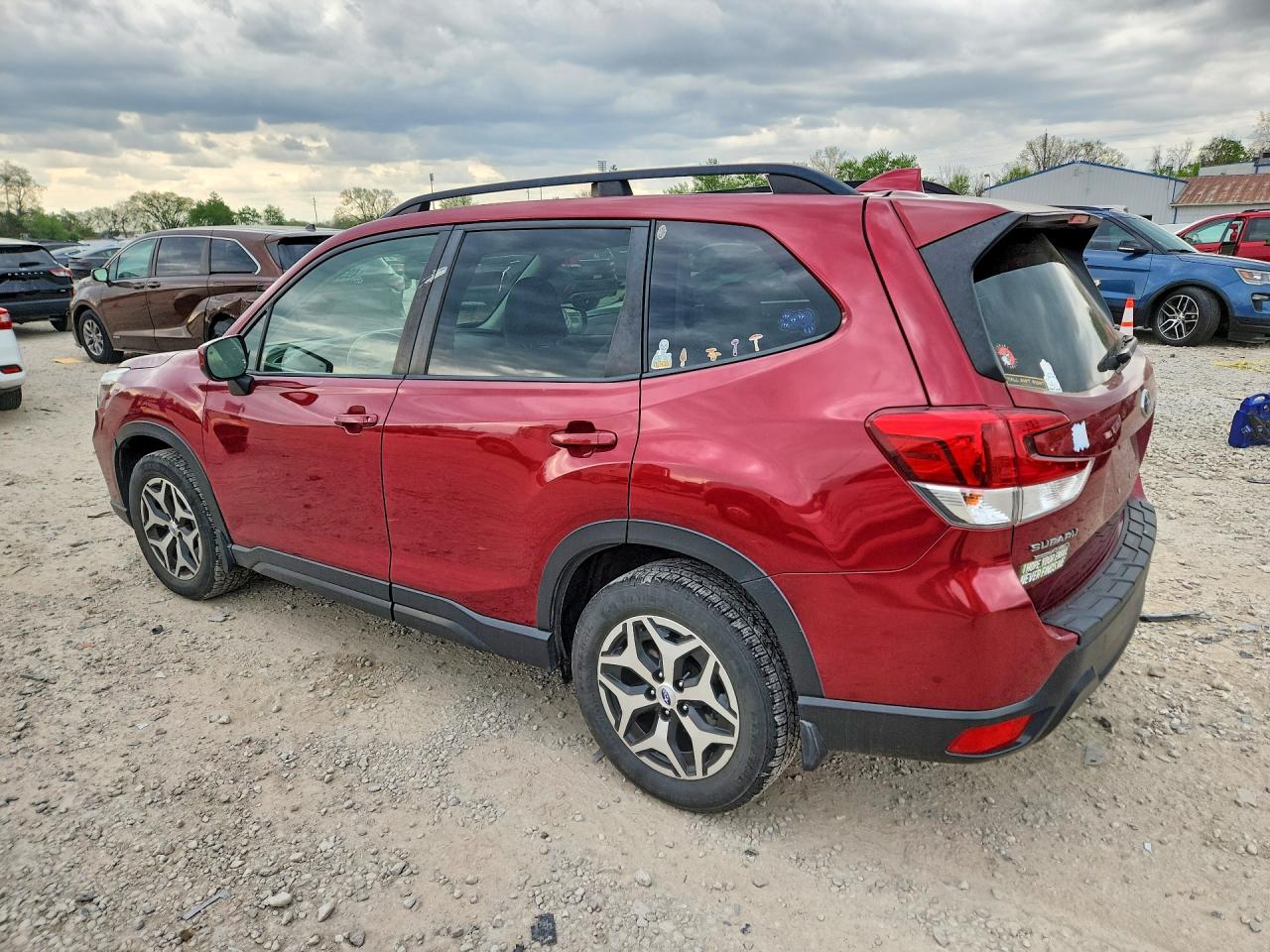 2019 SUBARU FORESTER PREMIUM photo 4