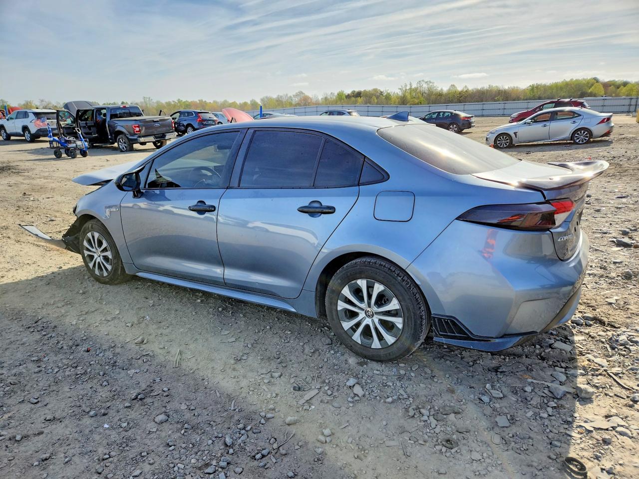 2021 TOYOTA COROLLA LE photo 2