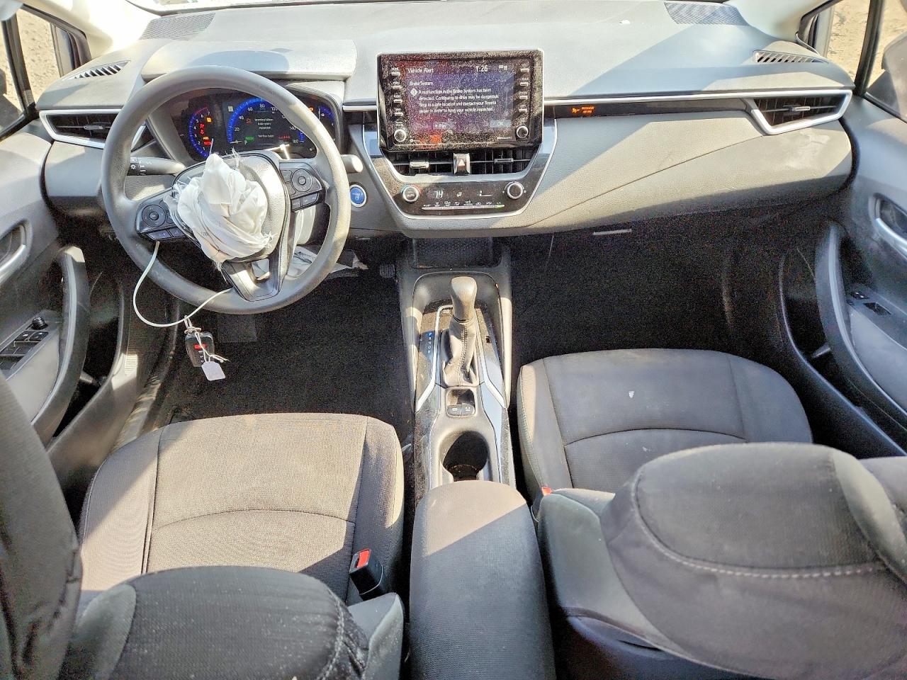 2021 TOYOTA COROLLA LE photo 8