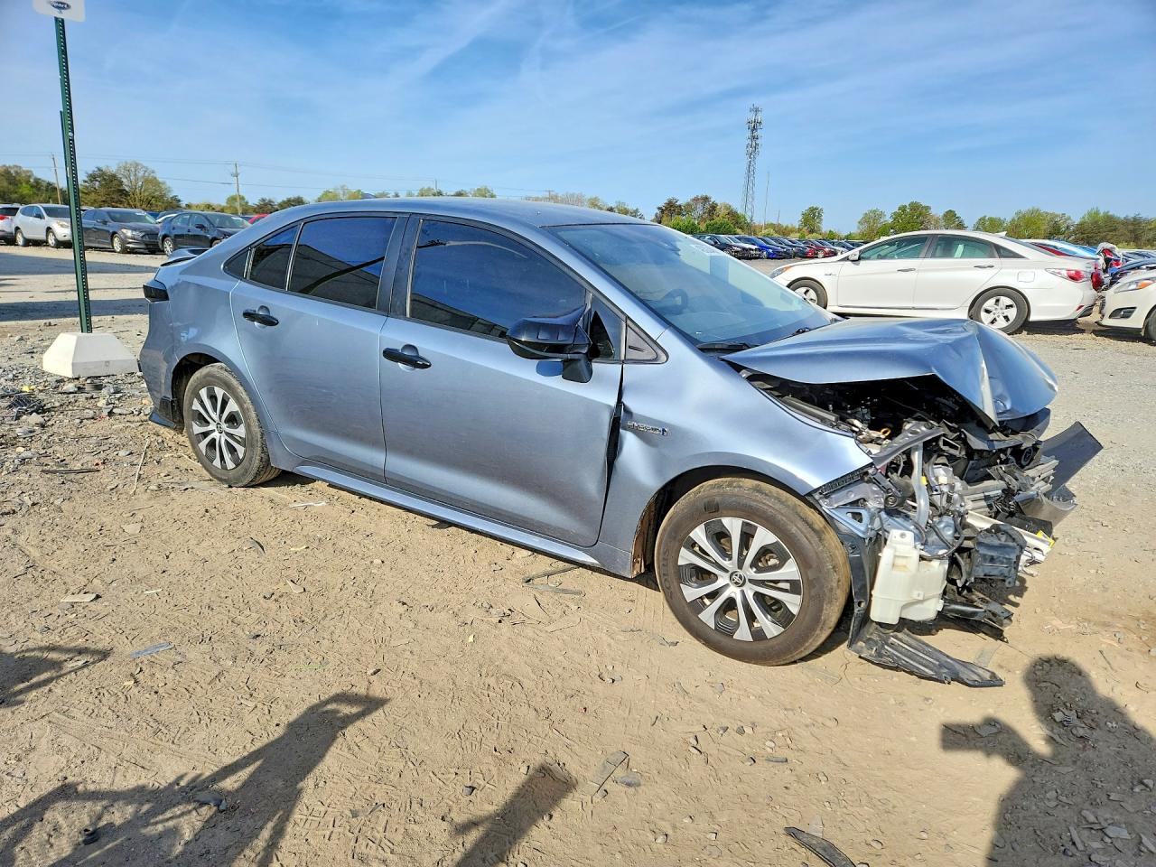 2021 TOYOTA COROLLA LE photo 4