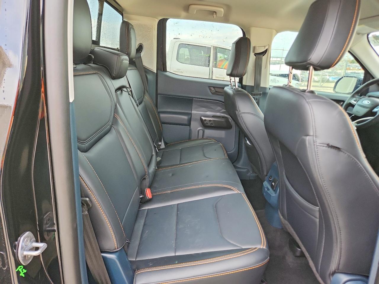 2024 FORD MAVERICK LARIAT TREMOR photo 10