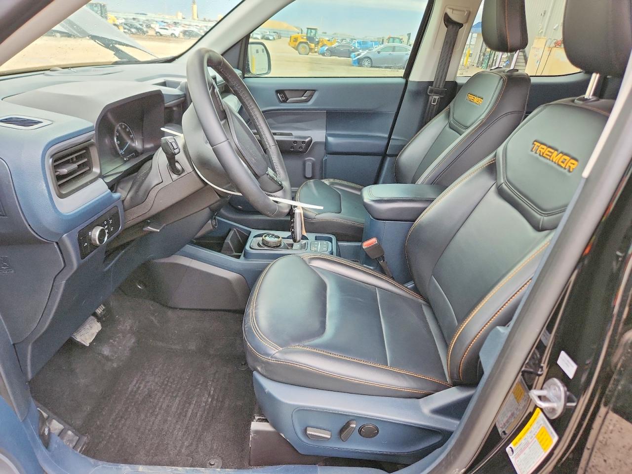 2024 FORD MAVERICK LARIAT TREMOR photo 7