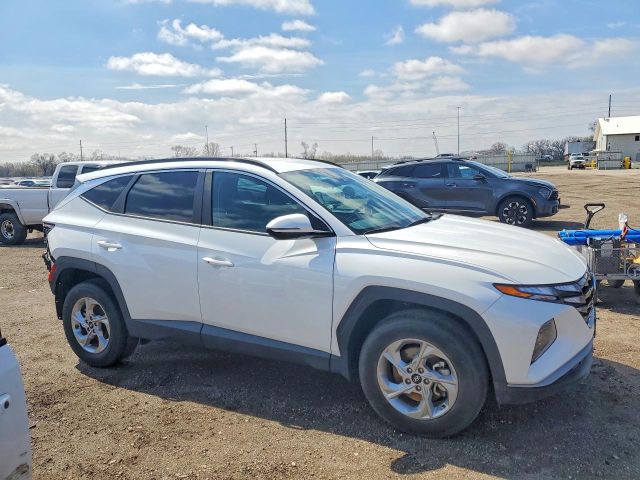 2022 HYUNDAI TUCSON SEL photo 4
