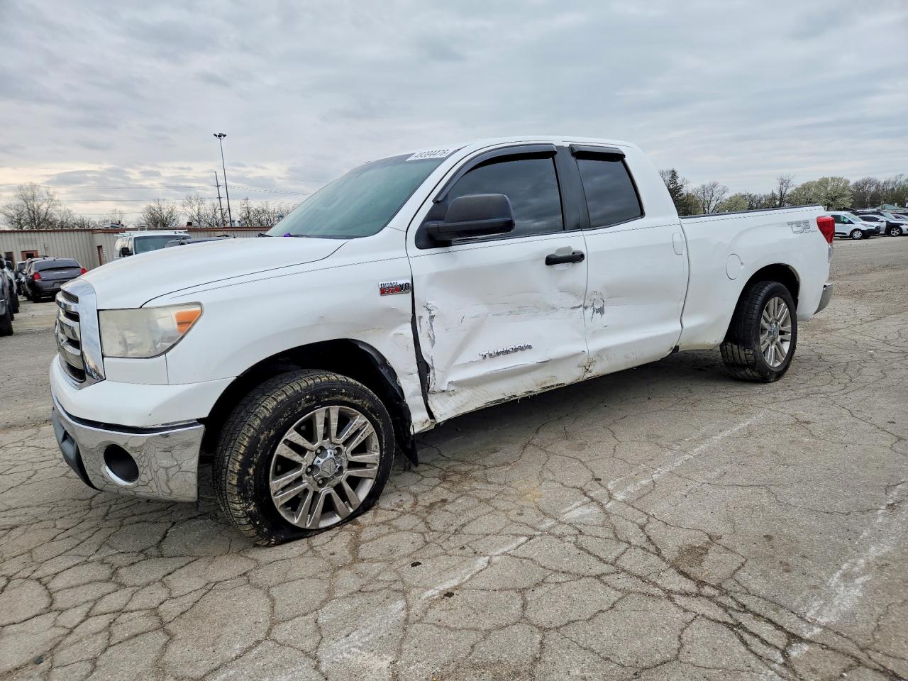 2013 TOYOTA TUNDRA