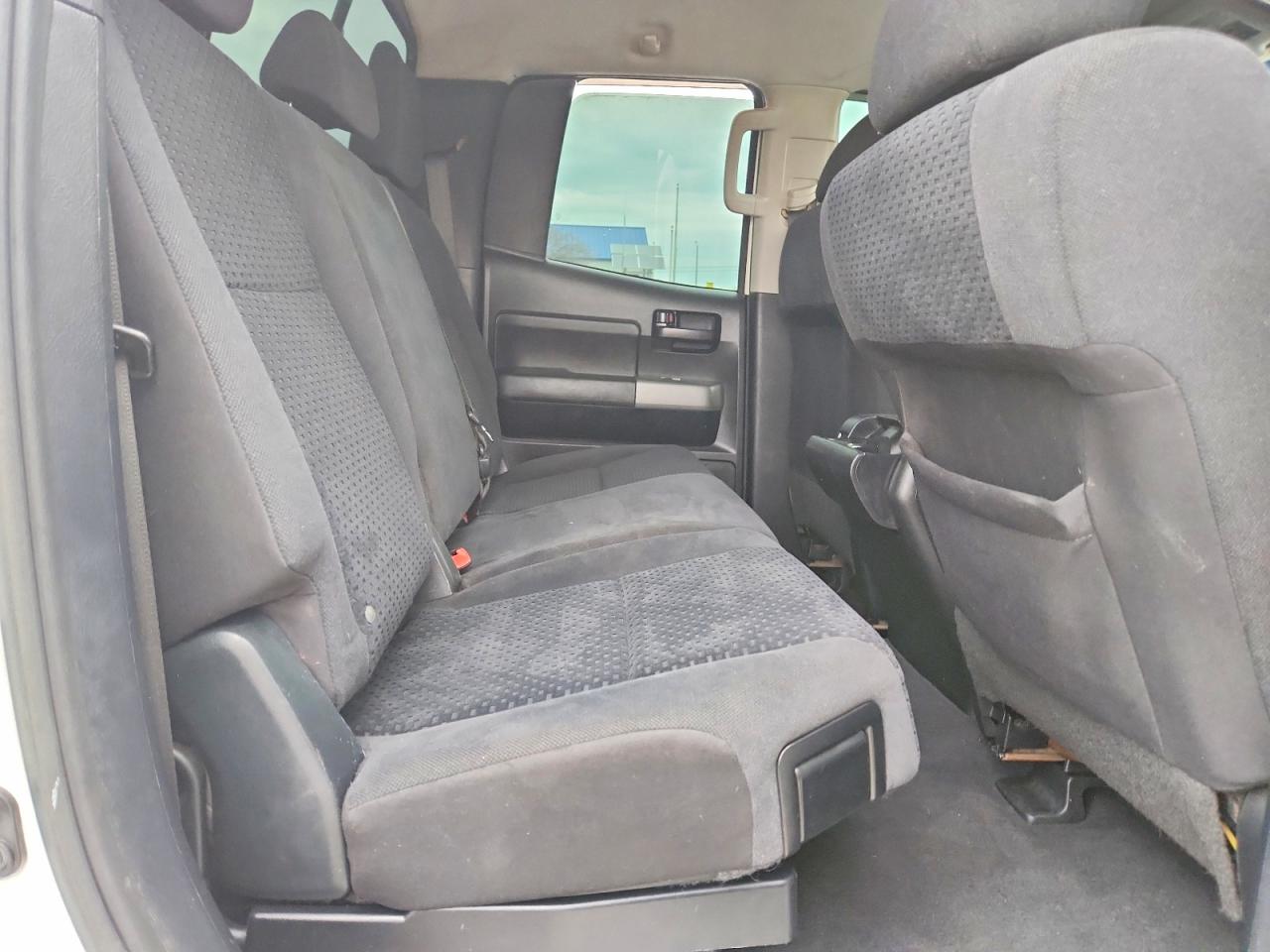 2013 TOYOTA TUNDRA DOUBLE CAB SR5 photo 28