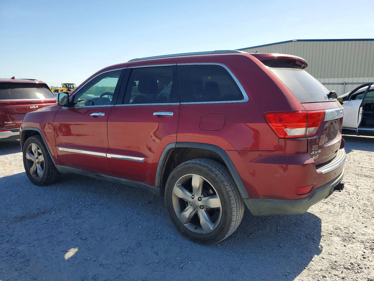 2012 JEEP GRAND CHEROKEE OVERLAND photo 3