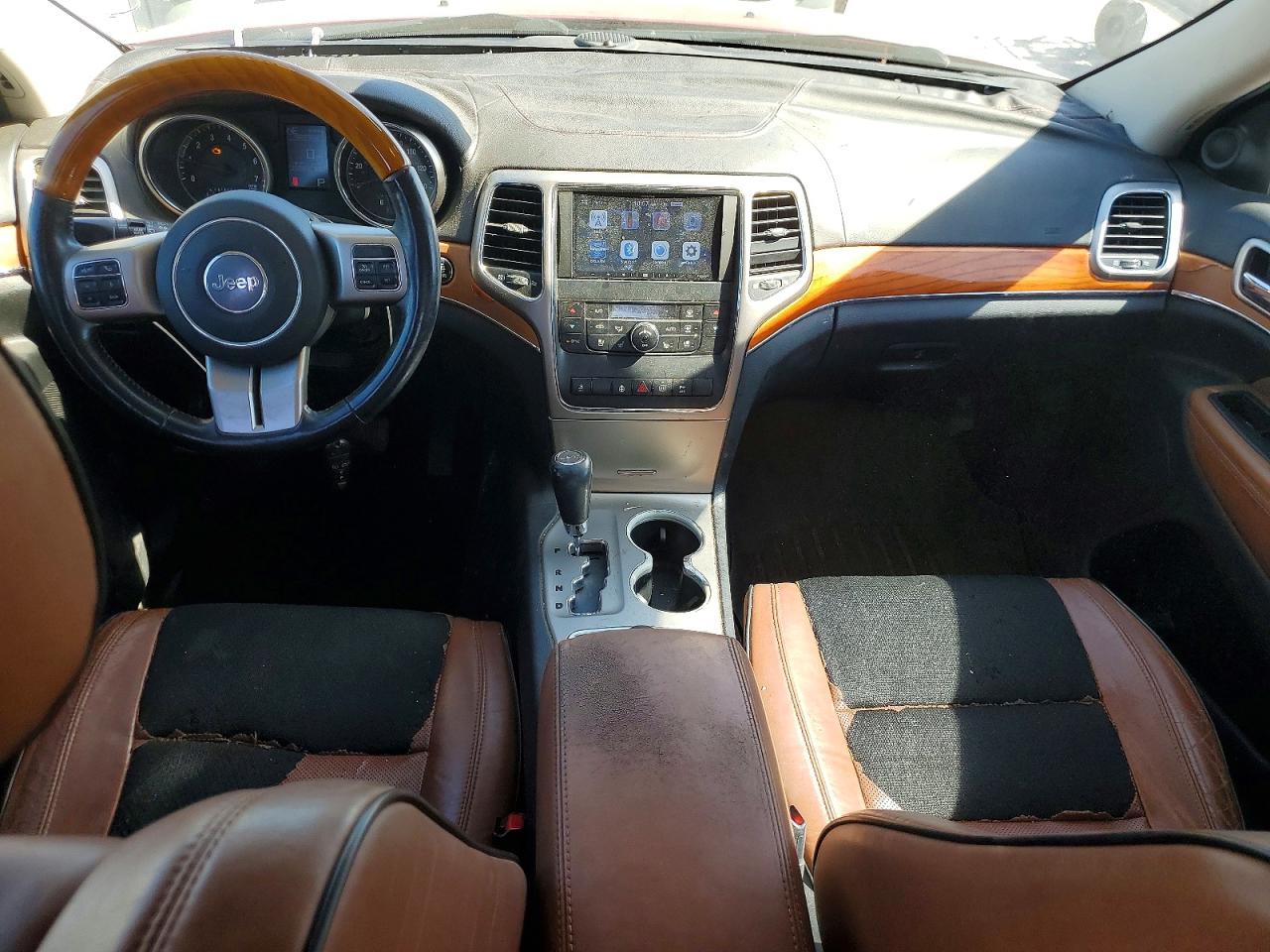 2012 JEEP GRAND CHEROKEE OVERLAND photo 15