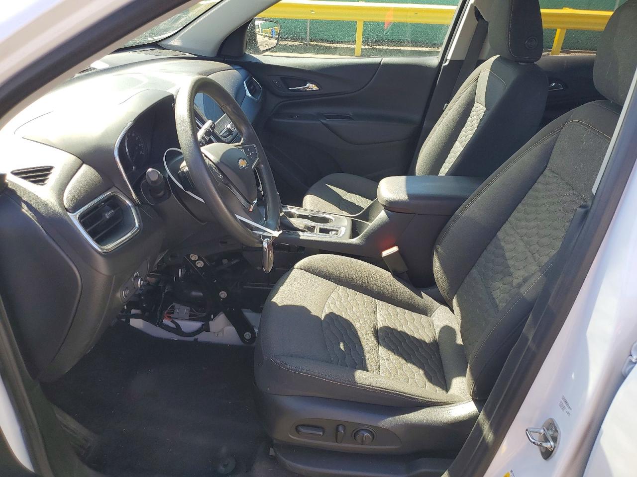 2020 CHEVROLET EQUINOX LT photo 19