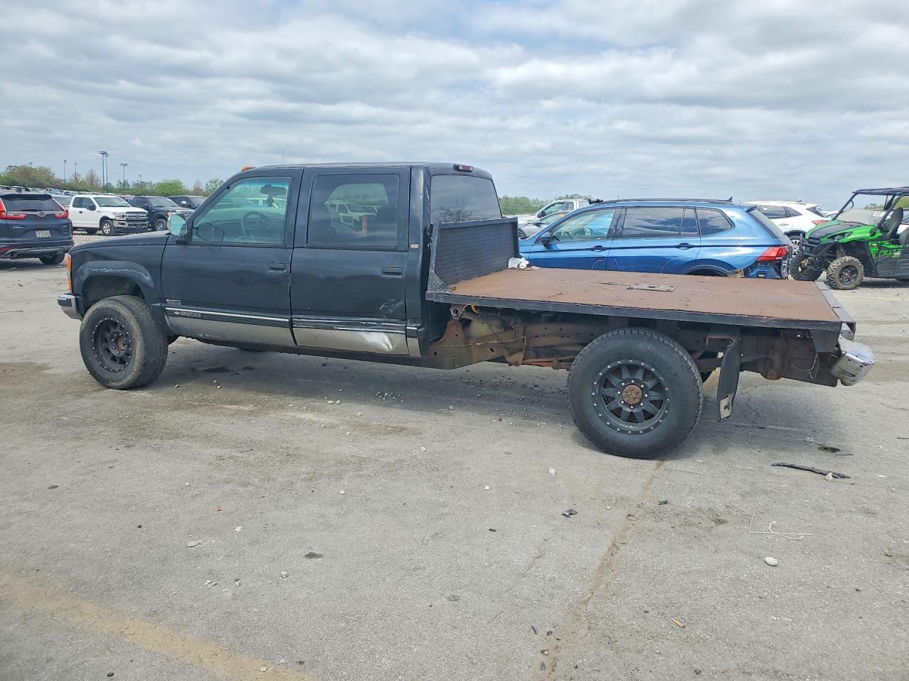 1998 CHEVROLET GMT-400 K3500 photo 2