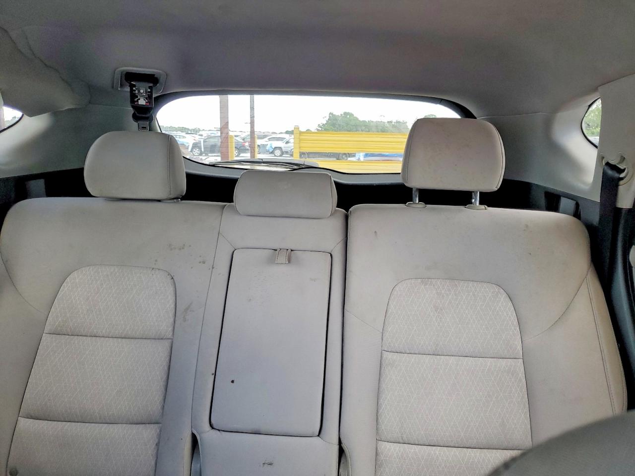 2017 HYUNDAI TUCSON SE photo 28