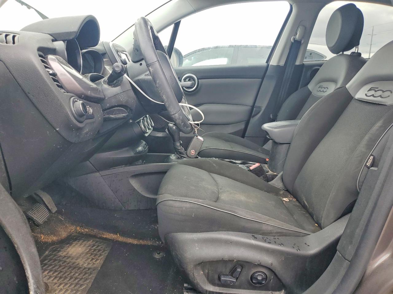 2016 FIAT 500X EASY photo 13