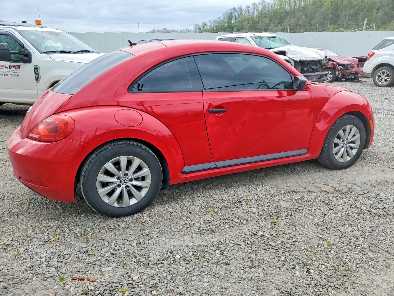 2015 VOLKSWAGEN BEETLE 1.8T photo 7