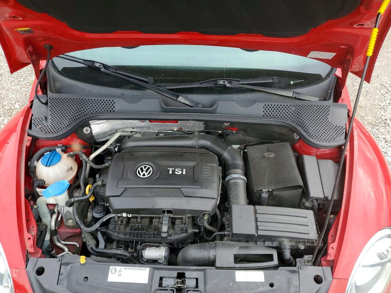 2015 VOLKSWAGEN BEETLE 1.8T photo 31