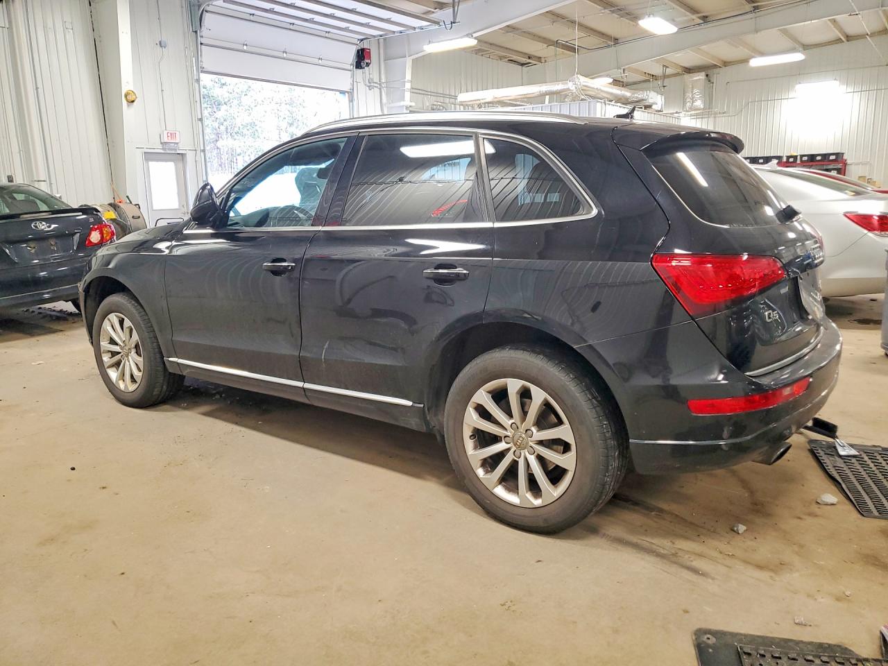 2016 AUDI Q5 PREMIUM photo 4