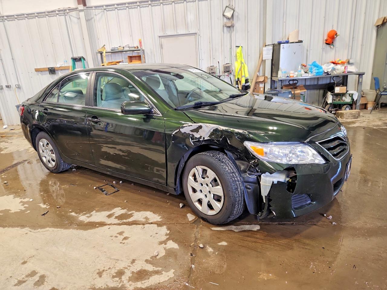 2011 TOYOTA CAMRY LE photo 7