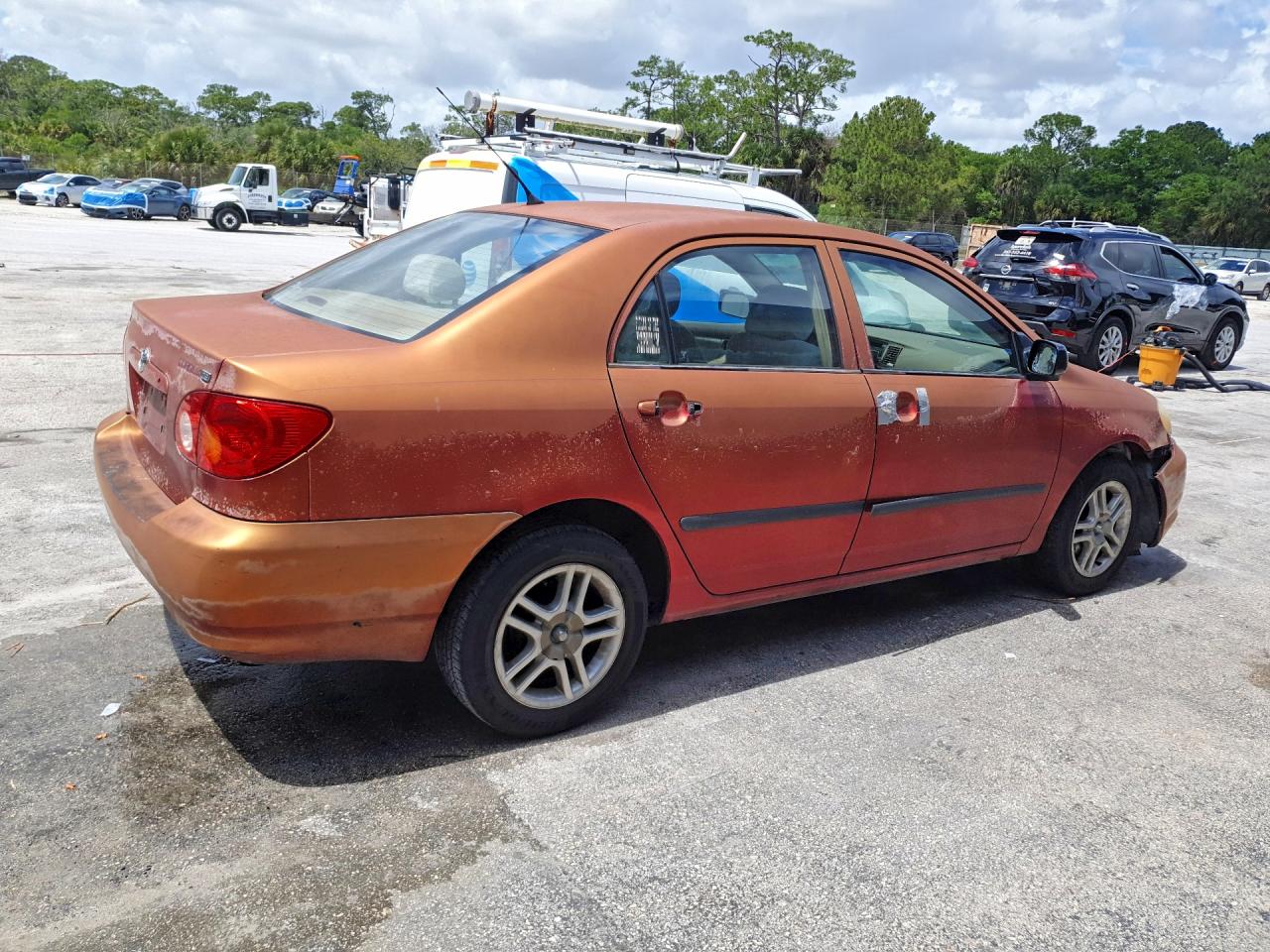 2004 TOYOTA COROLLA CE photo 3