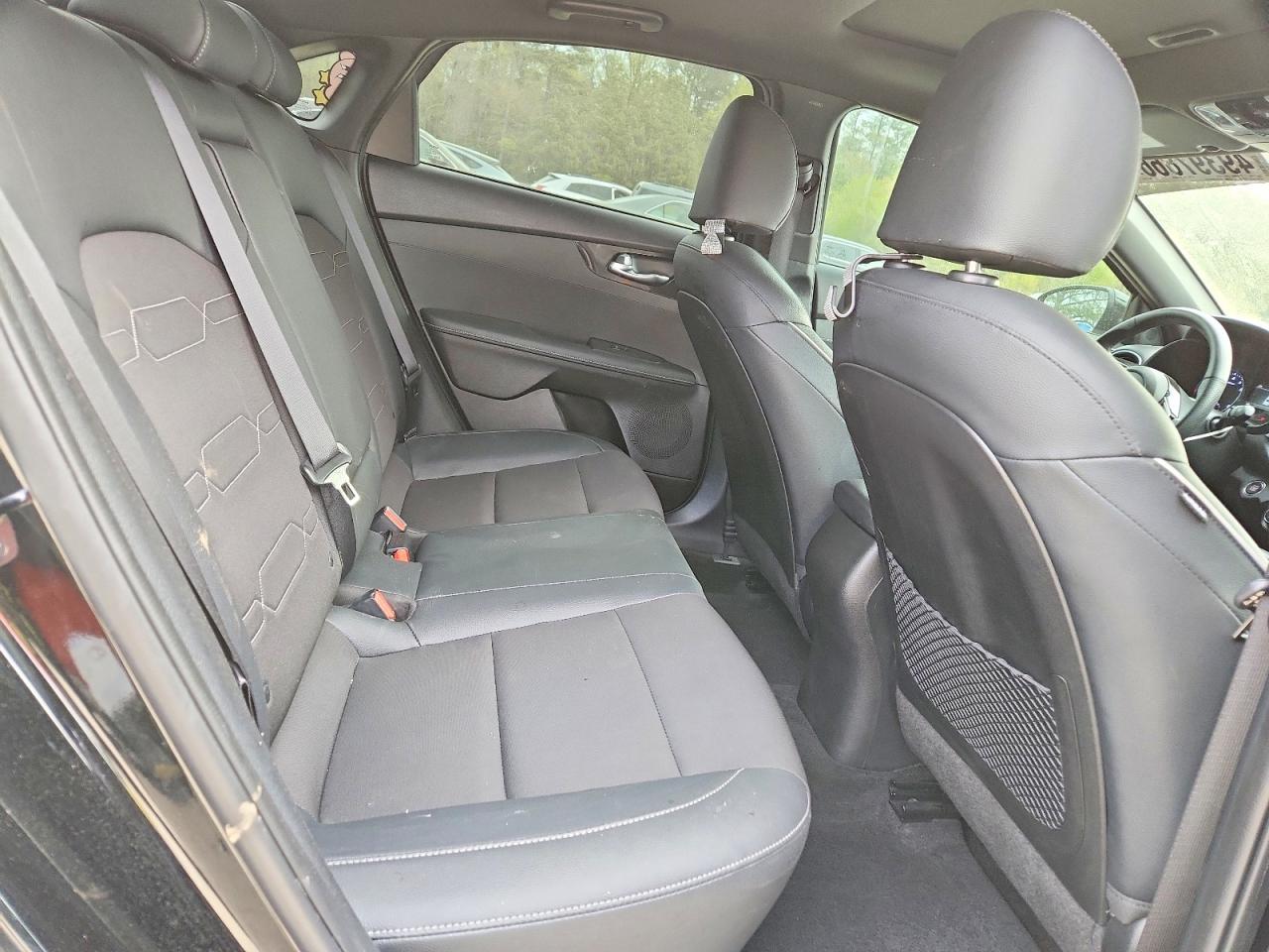 2023 KIA FORTE GT LINE photo 19