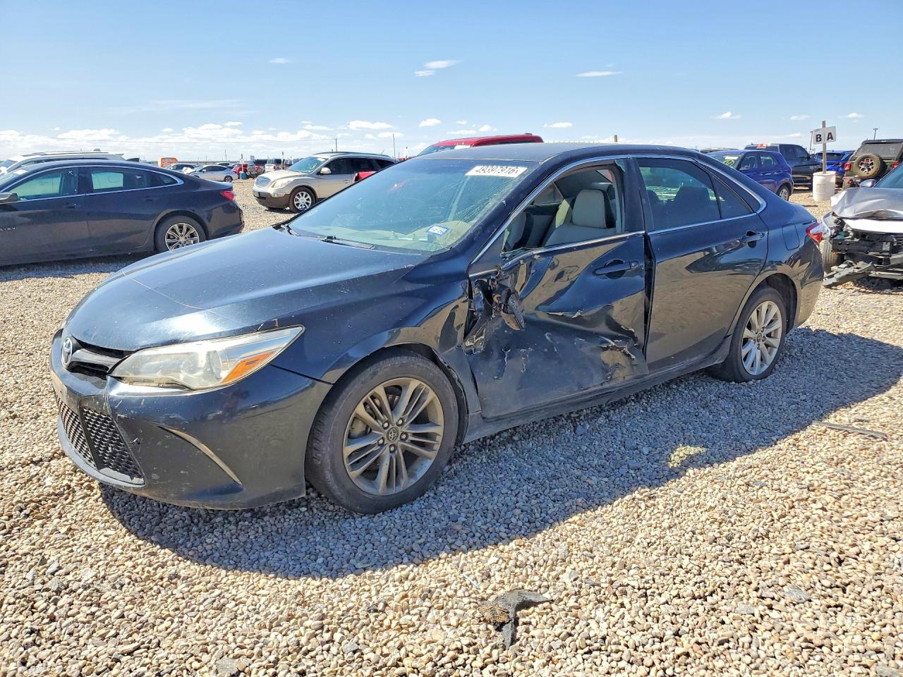 2016 TOYOTA CAMRY