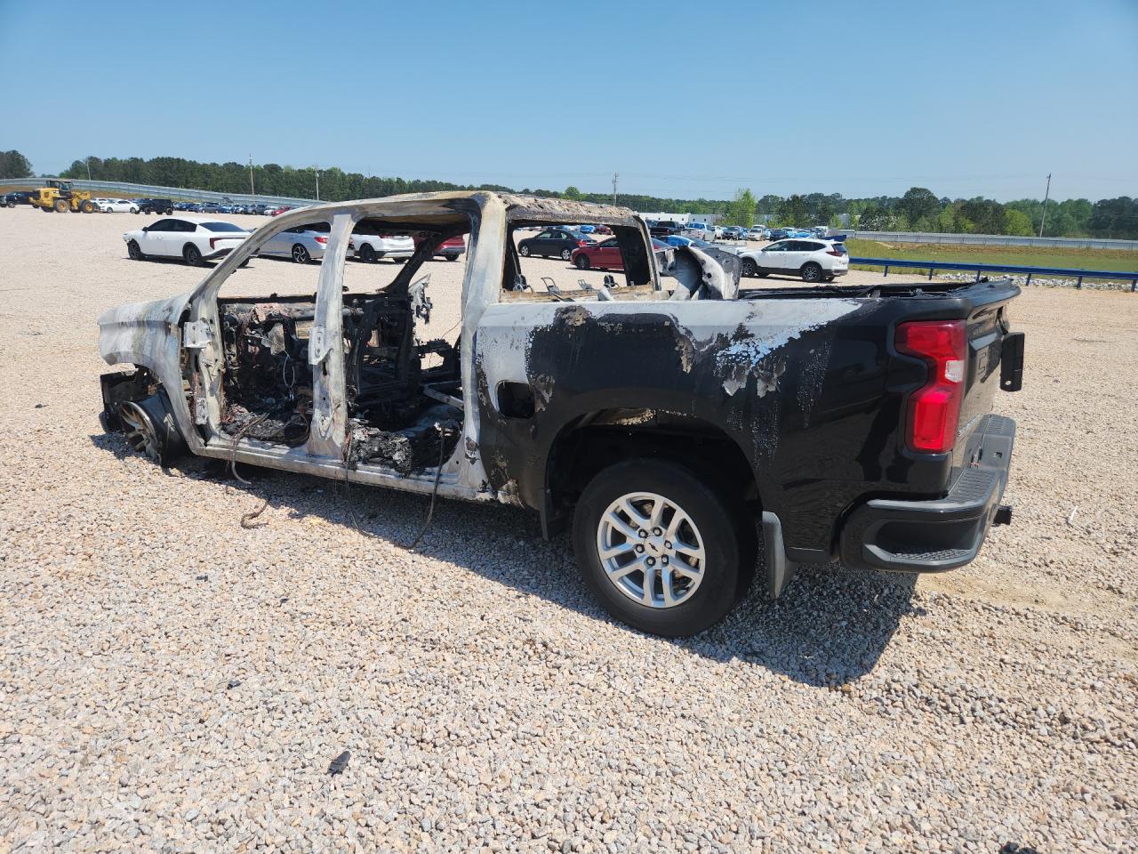2020 CHEVROLET SILVERADO C1500 RST photo 4