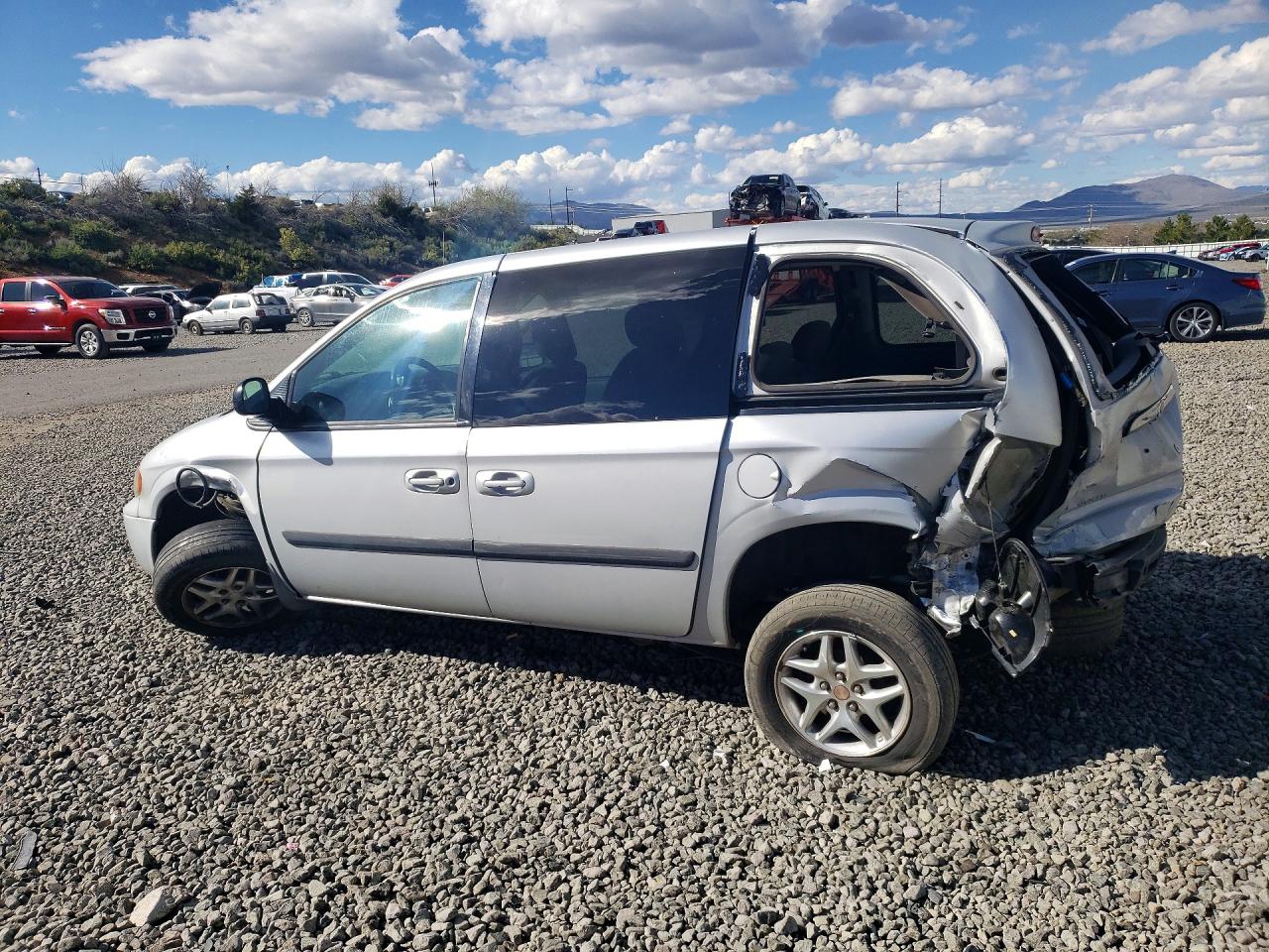 2006 CHRYSLER TOWN & COUNTRY photo 4