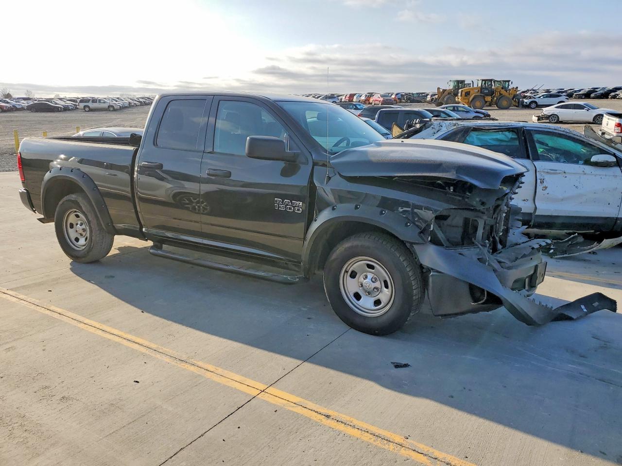 2018 RAM 1500 ST photo 4