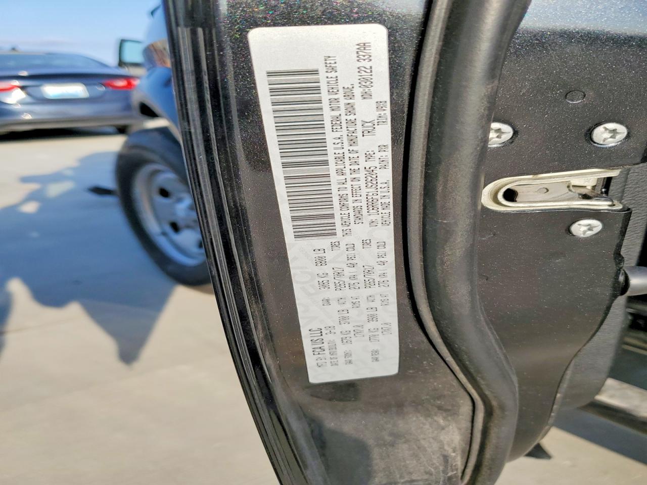 2018 RAM 1500 ST photo 12