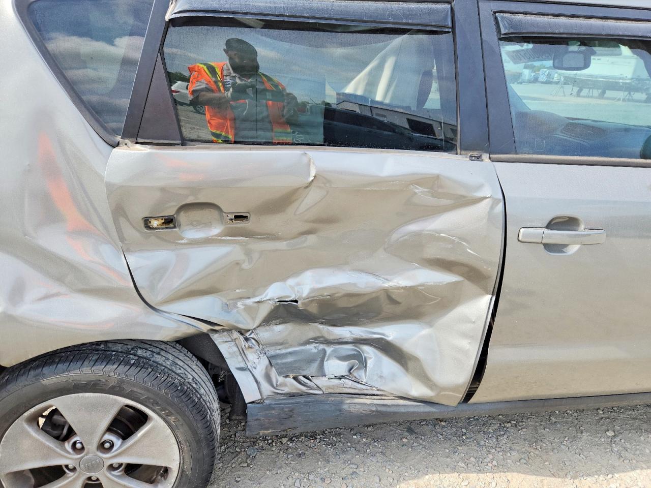 2015 KIA SOUL BASE photo 21