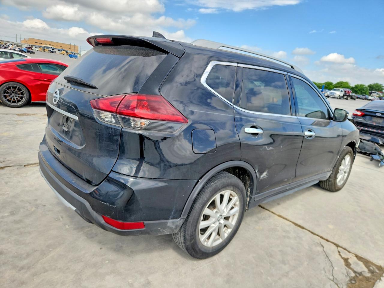 2019 NISSAN ROGUE S photo 7