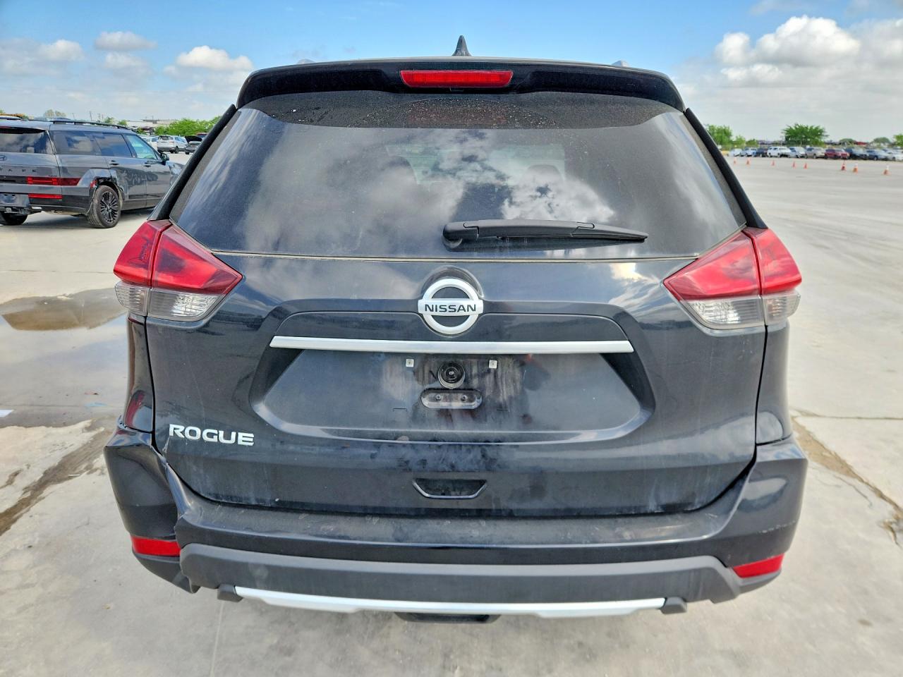 2019 NISSAN ROGUE S photo 16