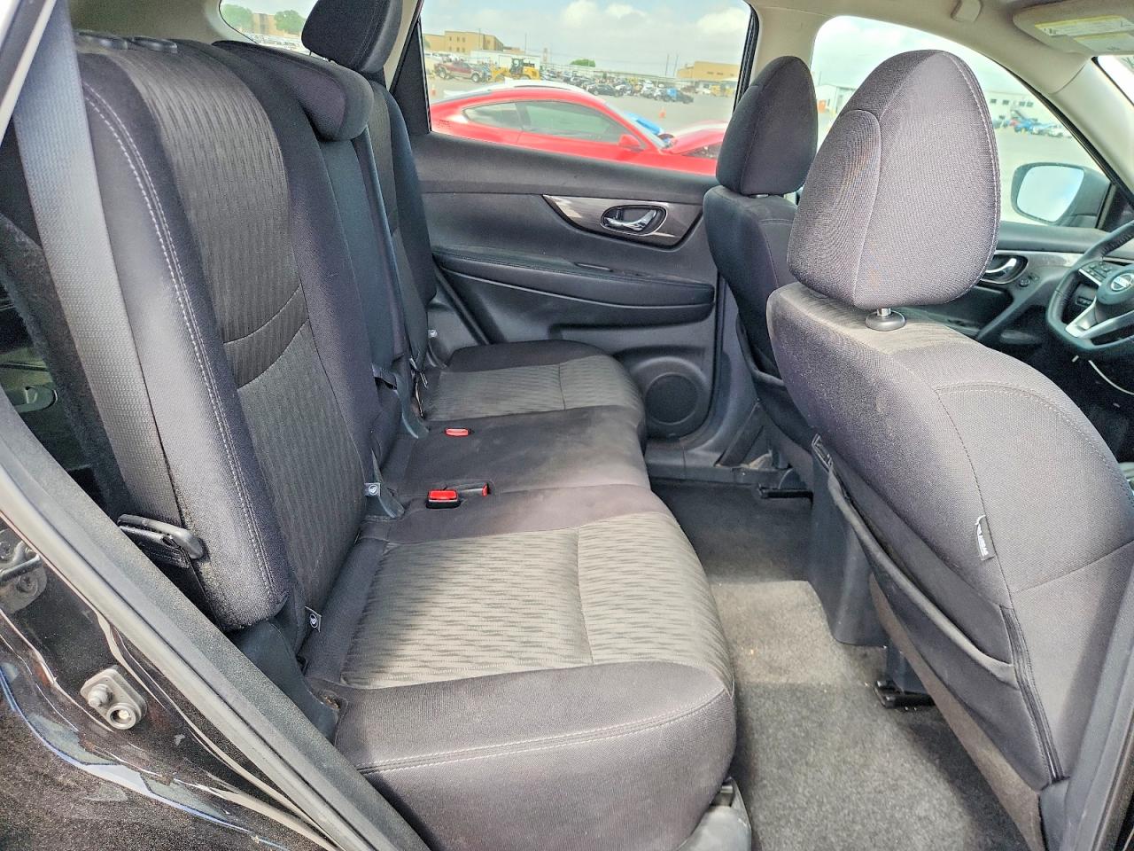 2019 NISSAN ROGUE S photo 28