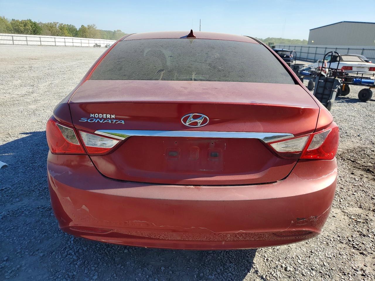 2013 HYUNDAI SONATA GLS photo 11