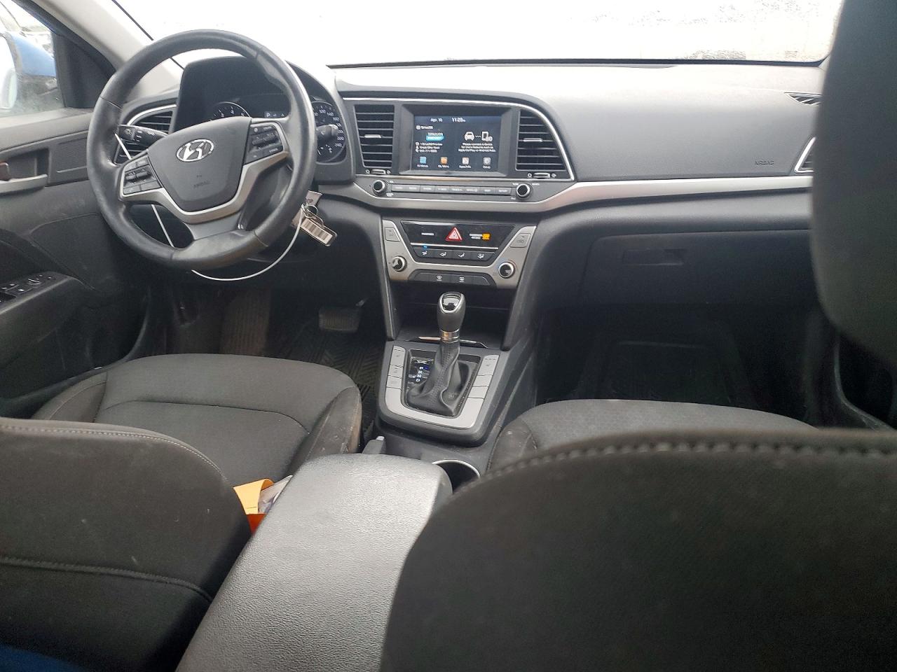 2017 HYUNDAI ELANTRA SE photo 22