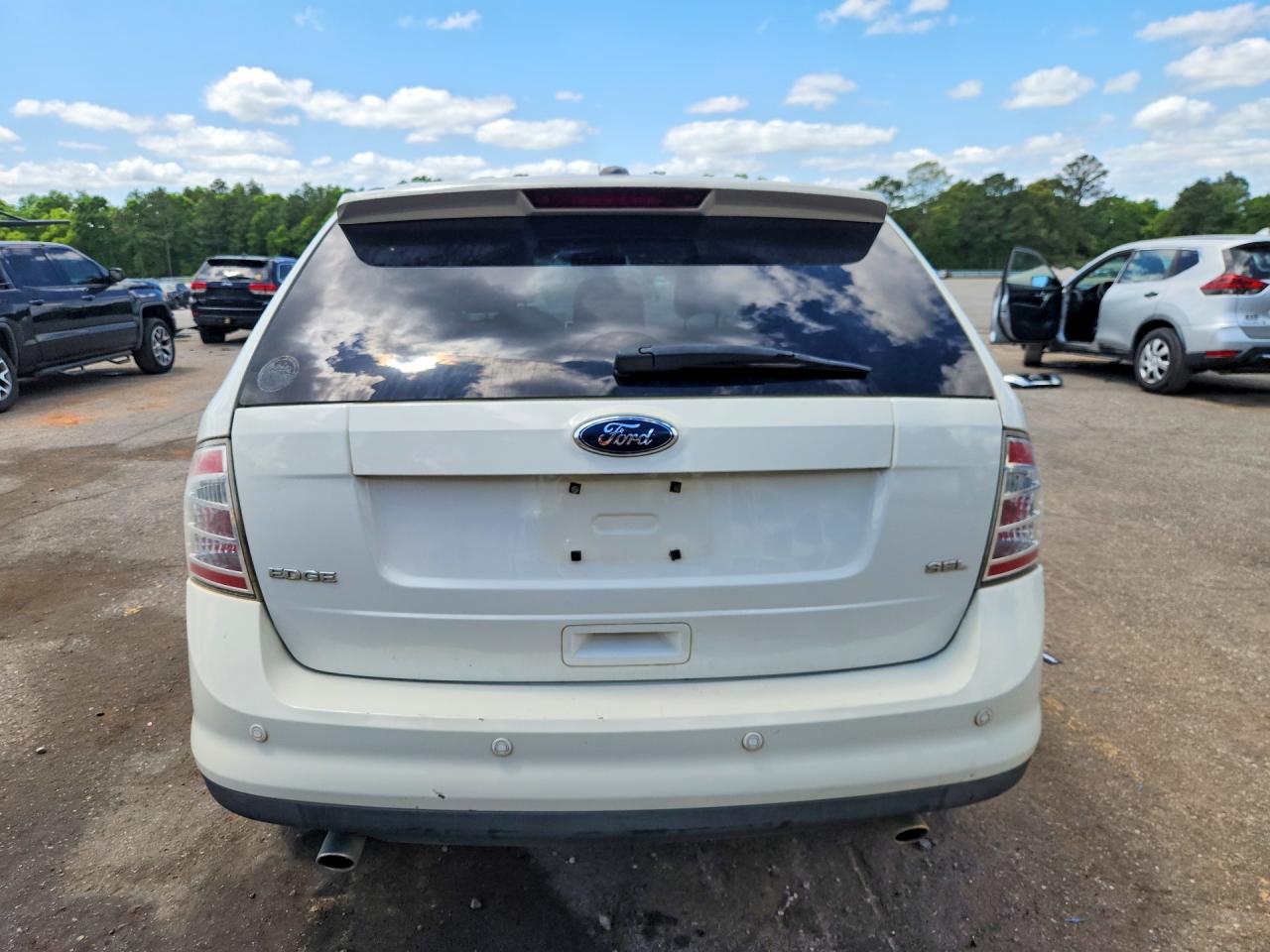 2010 FORD EDGE SEL photo 16