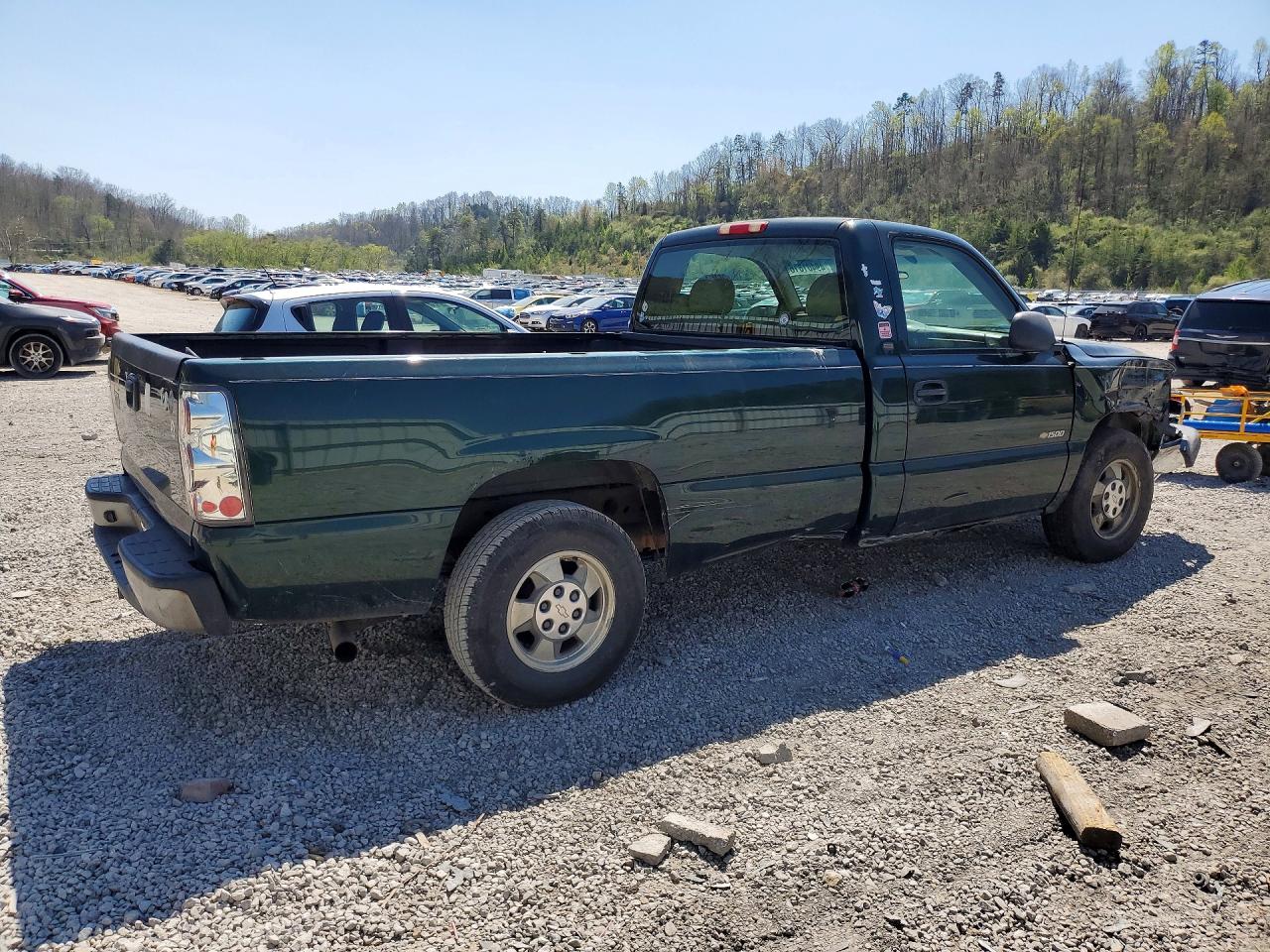 2002 CHEVROLET SILVERADO C1500 photo 7