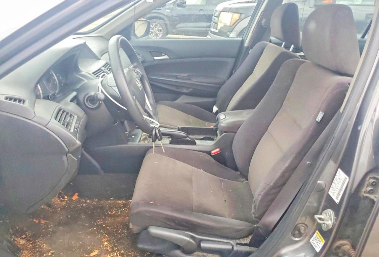 2009 HONDA ACCORD LX photo 13