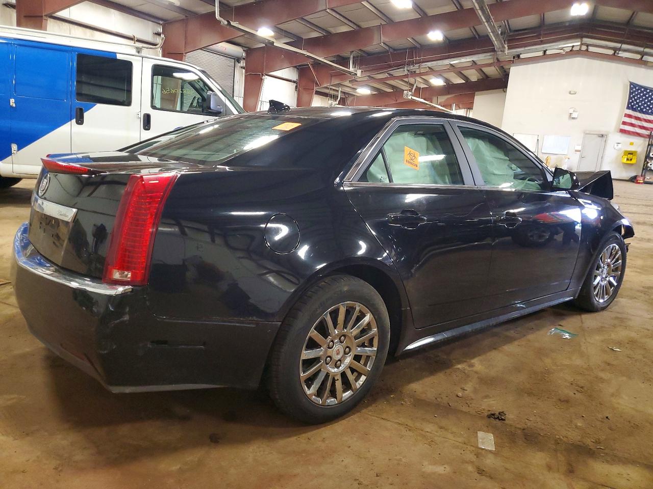 2011 CADILLAC CTS LUXURY COLLECTION photo 3