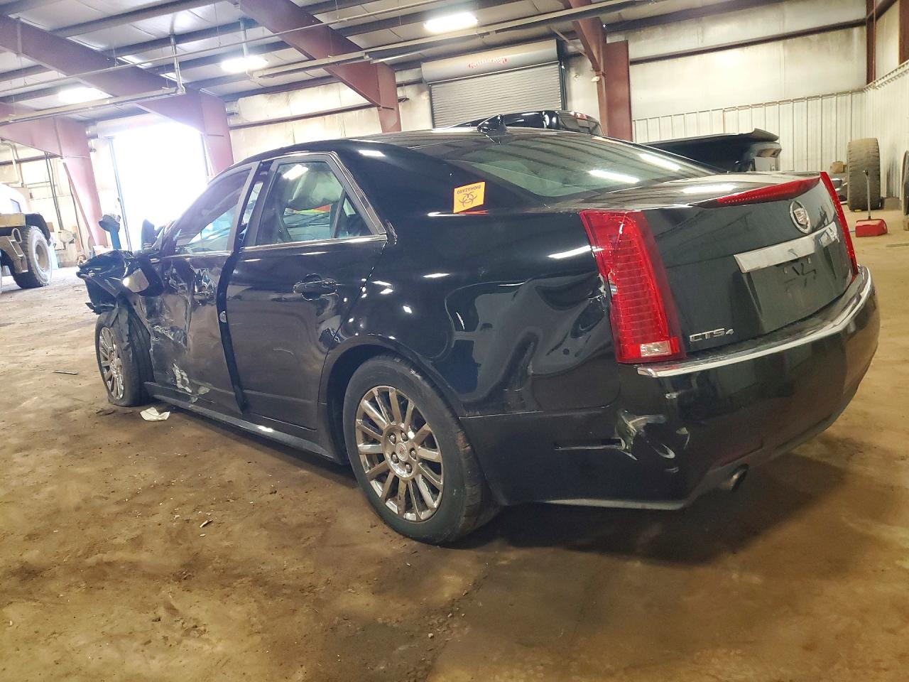 2011 CADILLAC CTS LUXURY COLLECTION photo 2