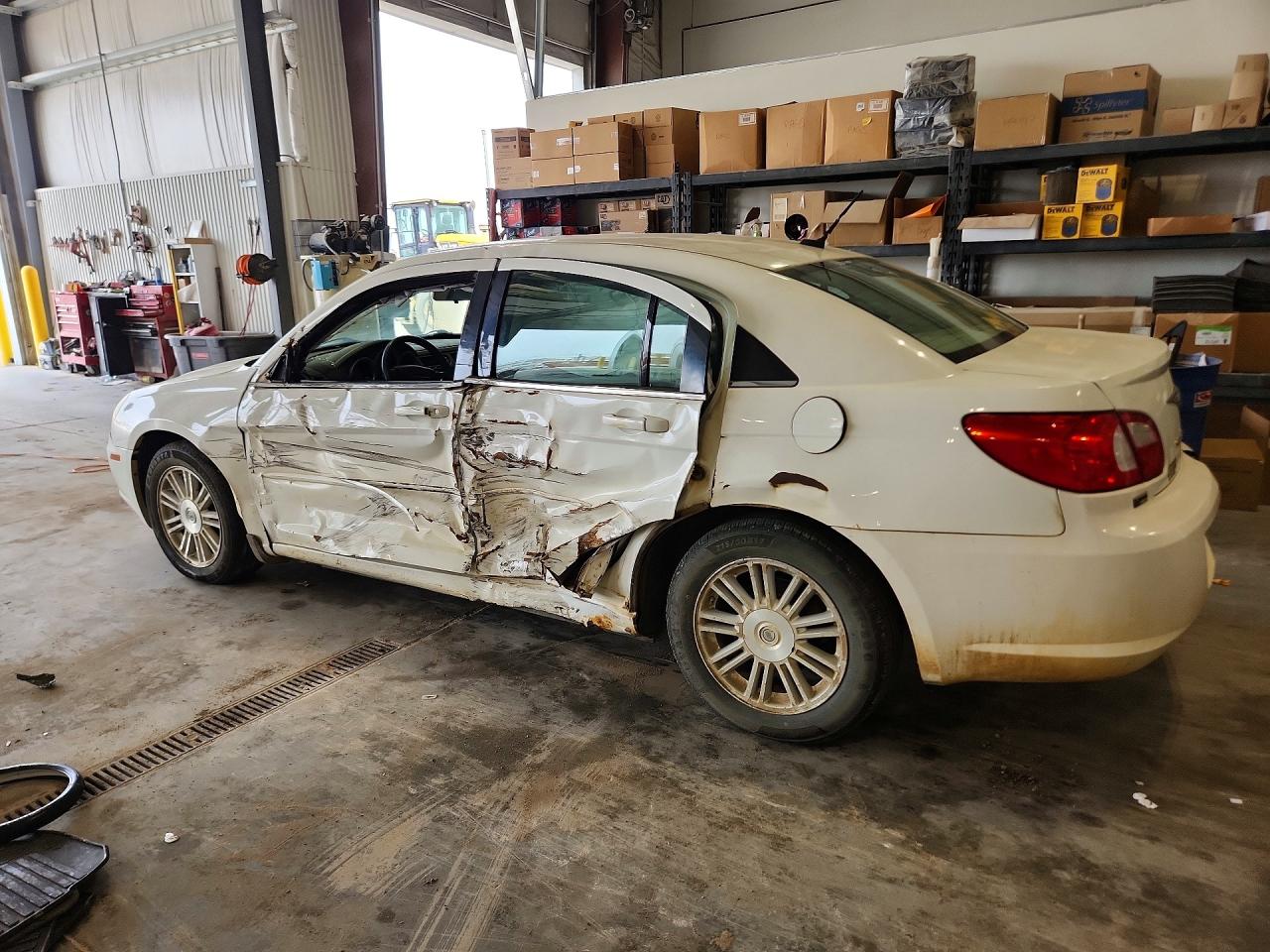 2008 CHRYSLER SEBRING TOURING photo 3