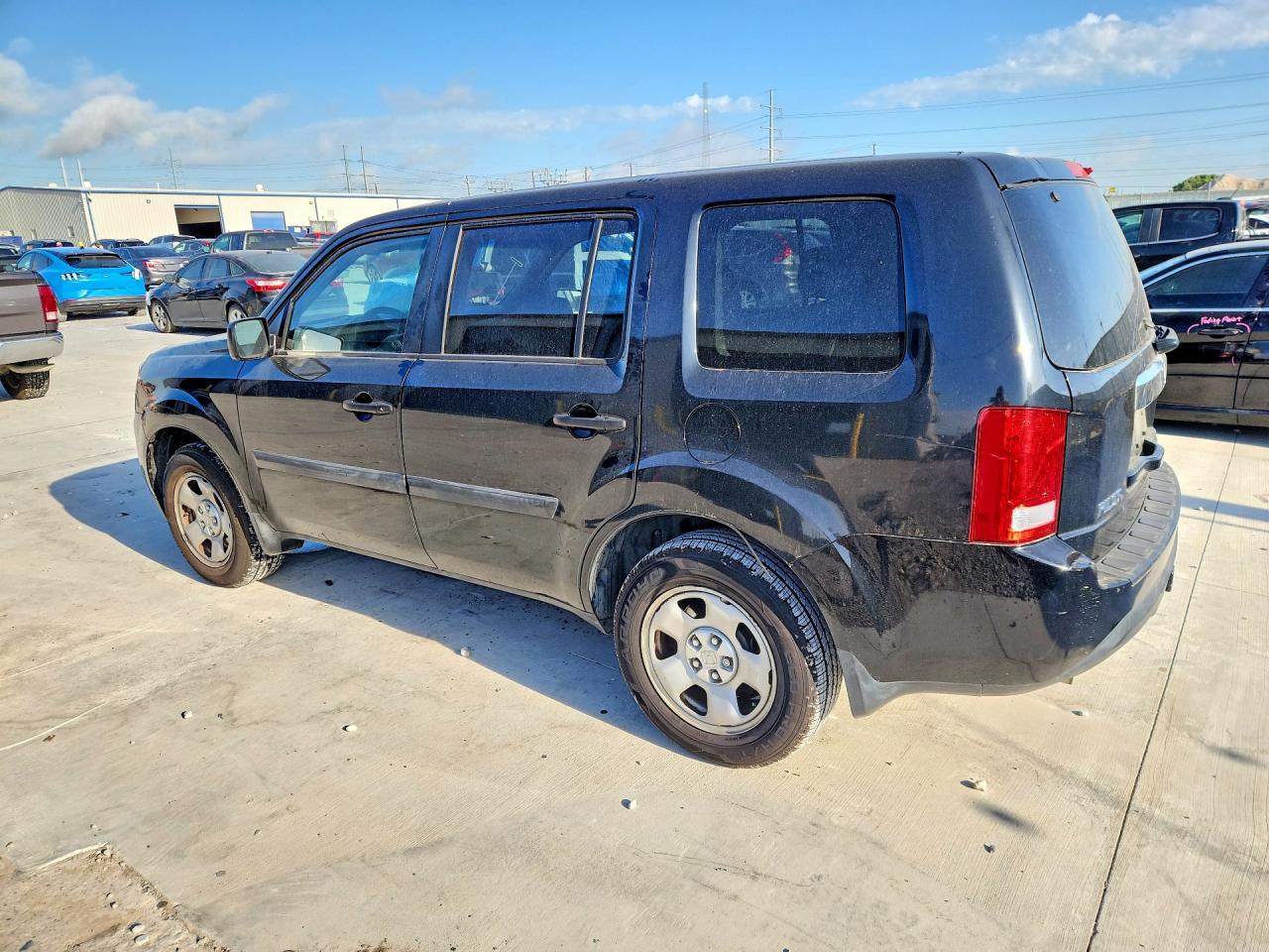 2012 HONDA PILOT LX photo 3