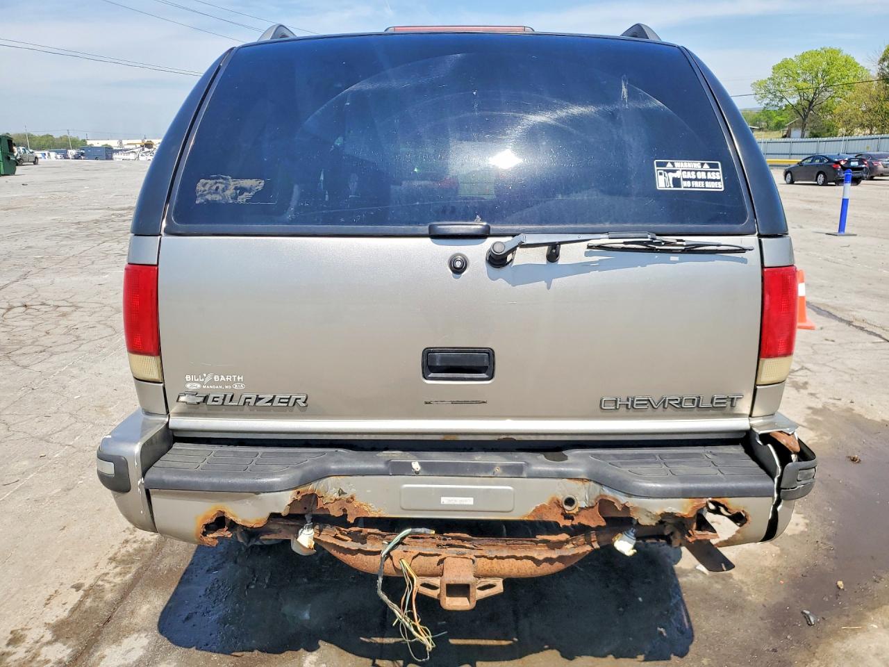 1998 CHEVROLET BLAZER photo 11