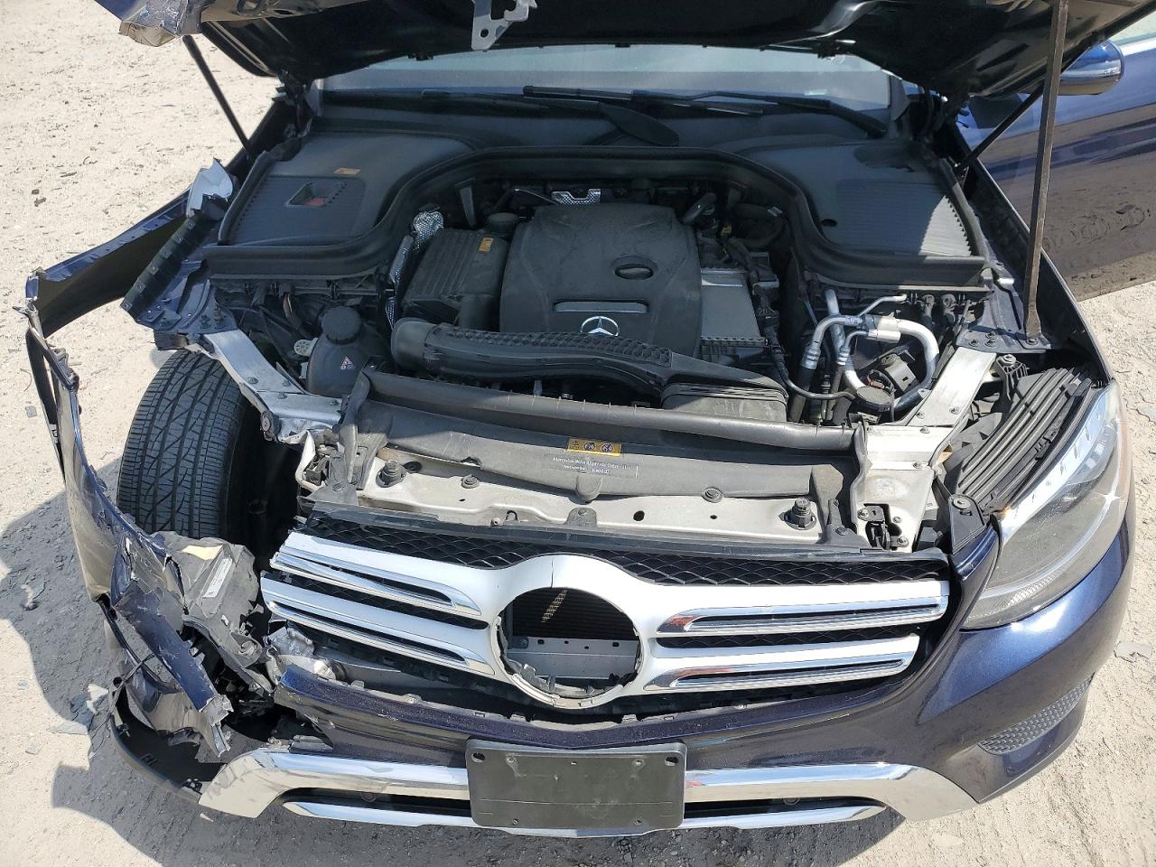 2016 MERCEDES-BENZ GLC 300 photo 34