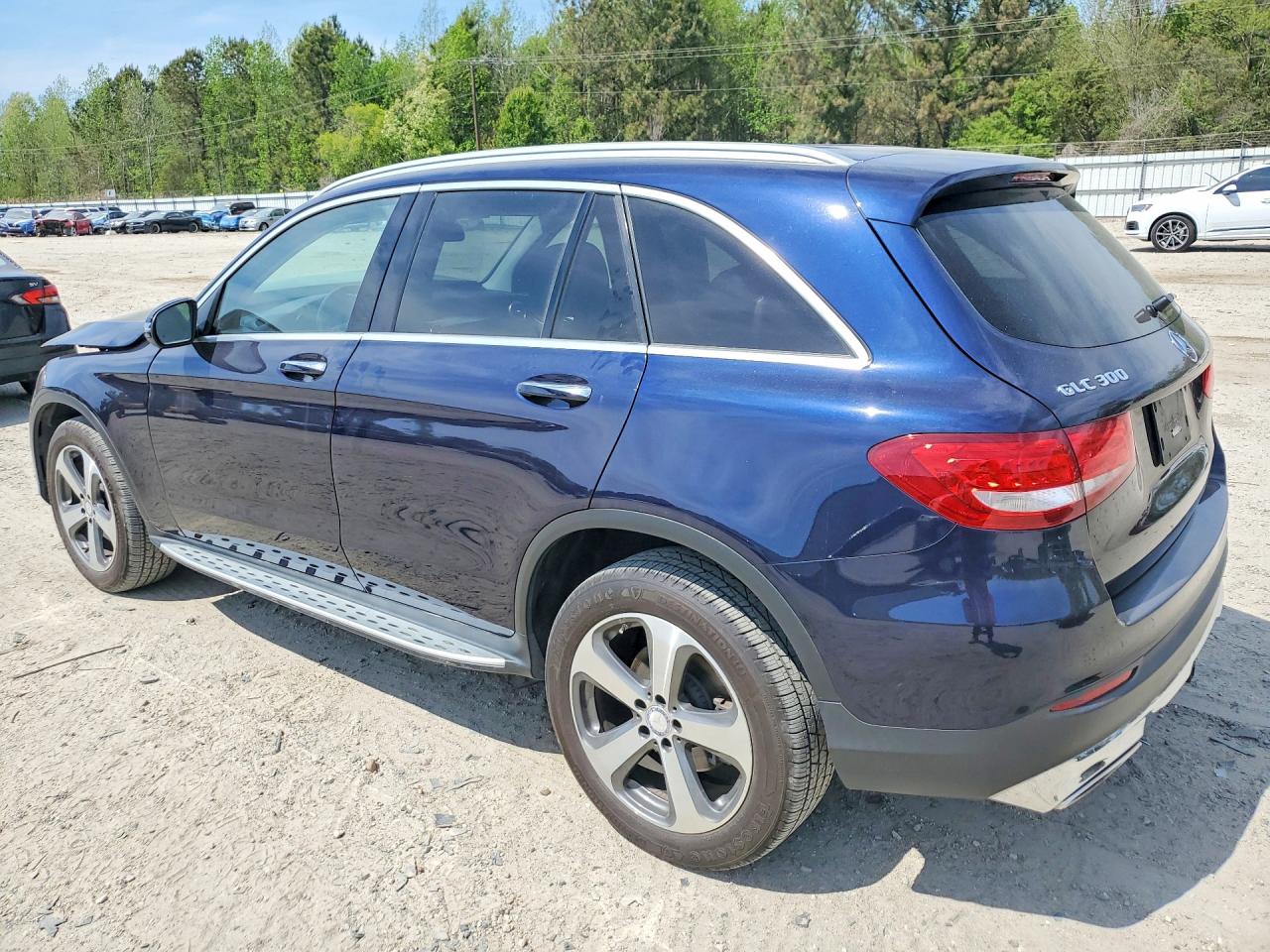 2016 MERCEDES-BENZ GLC 300 photo 4