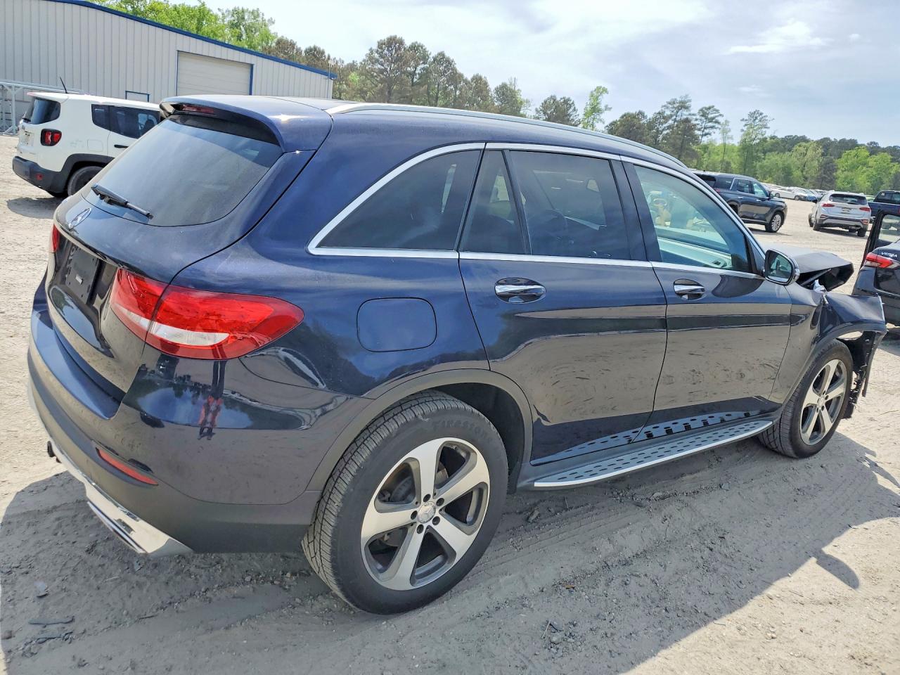 2016 MERCEDES-BENZ GLC 300 photo 7