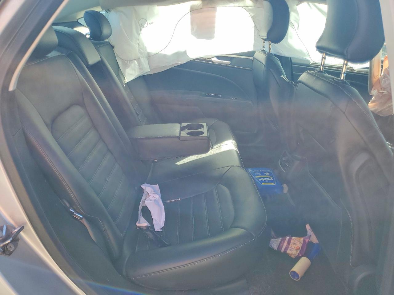 2015 FORD FUSION SE photo 19