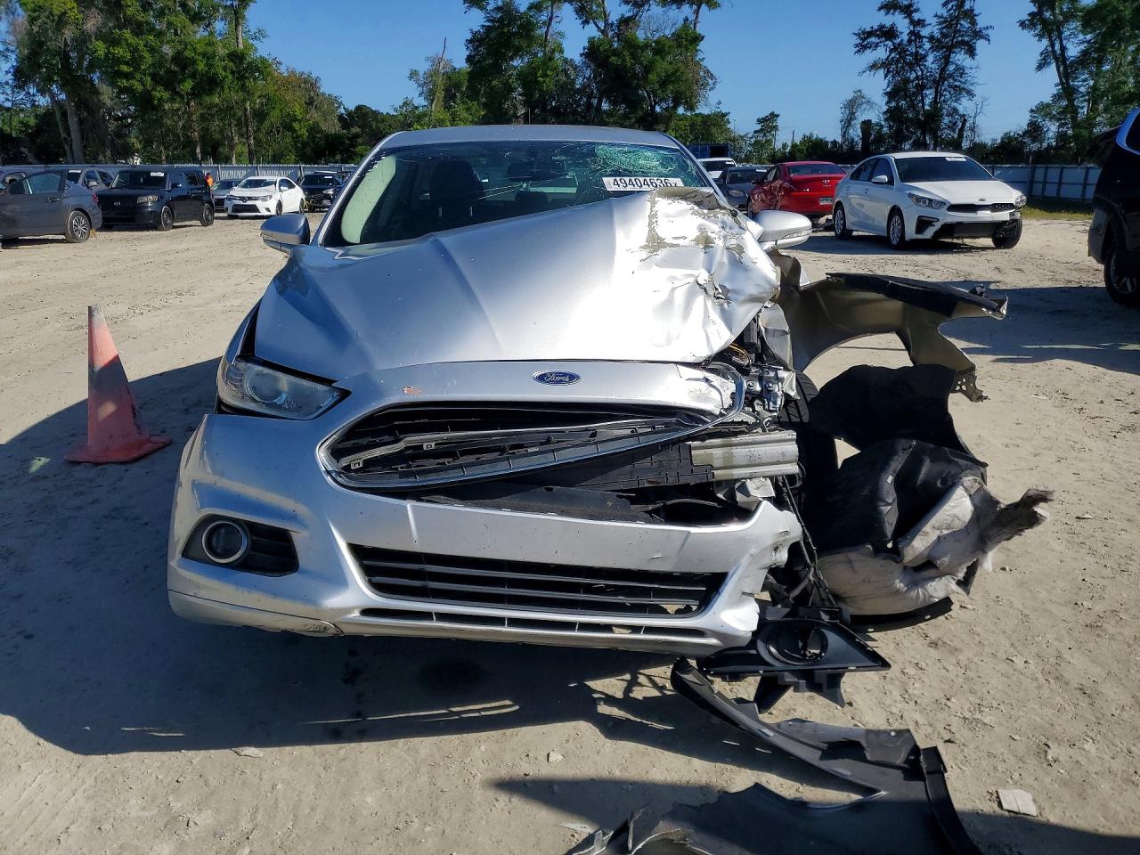 2015 FORD FUSION SE photo 9