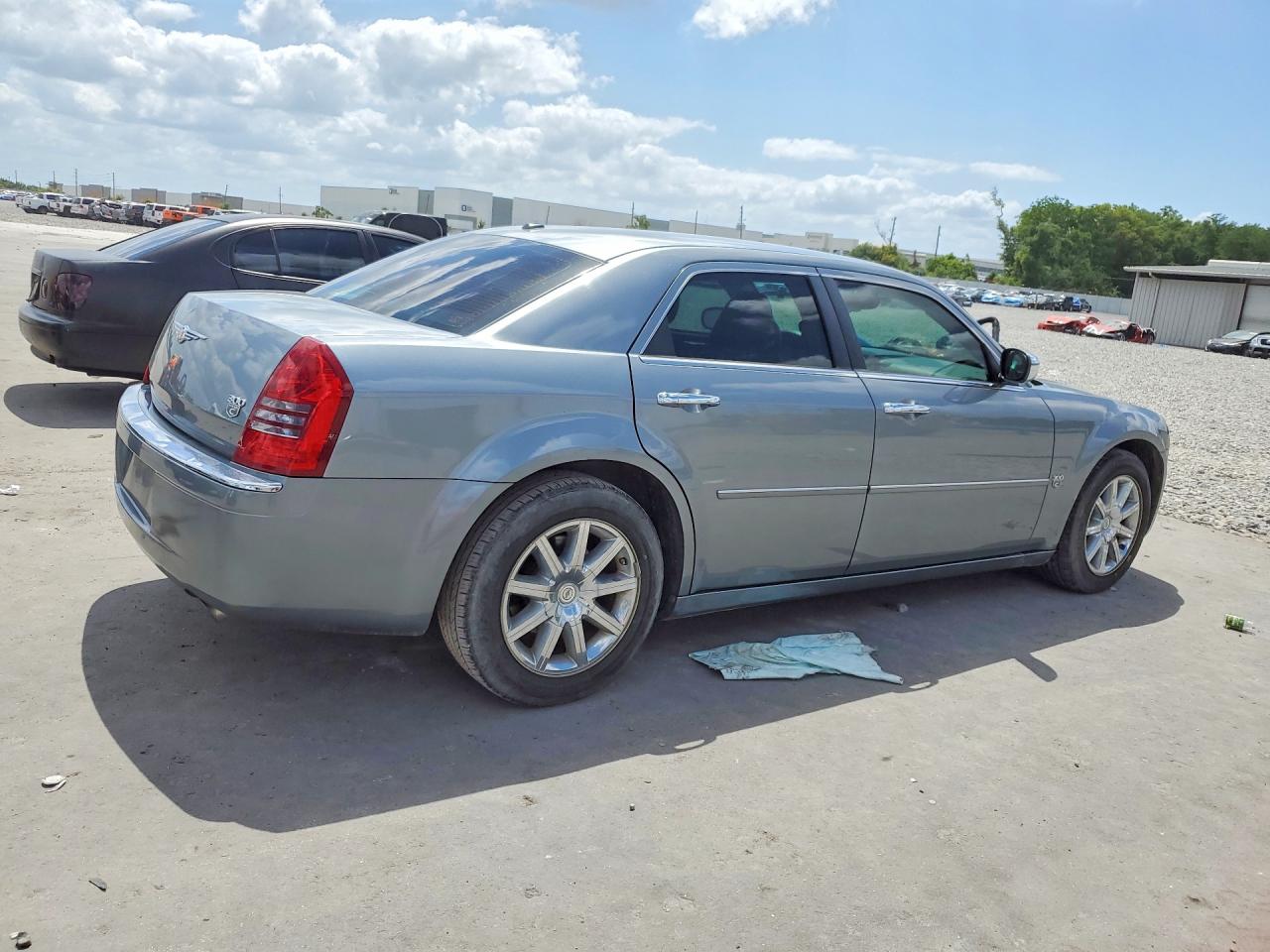 2007 CHRYSLER 300C photo 5