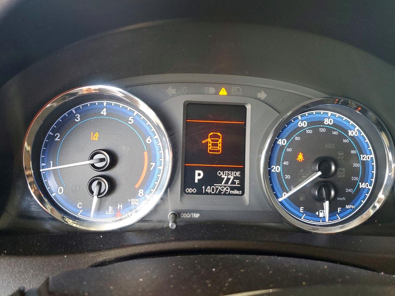 2018 TOYOTA COROLLA LE photo 17