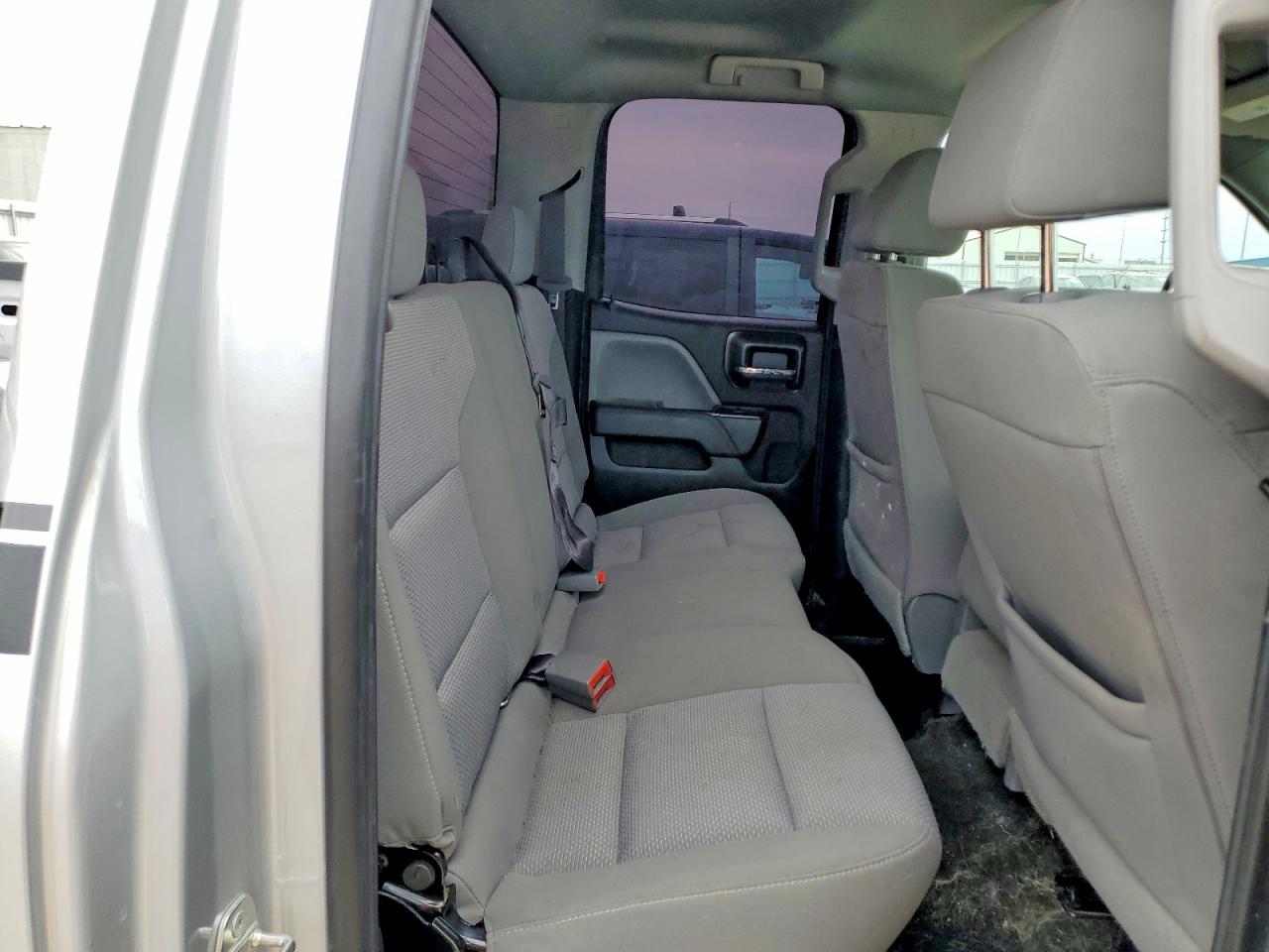2017 CHEVROLET SILVERADO K1500 CUSTOM photo 28