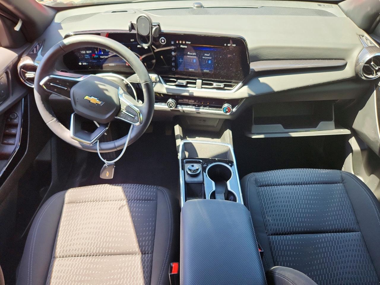 2026 CHEVROLET EQUINOX LT photo 15